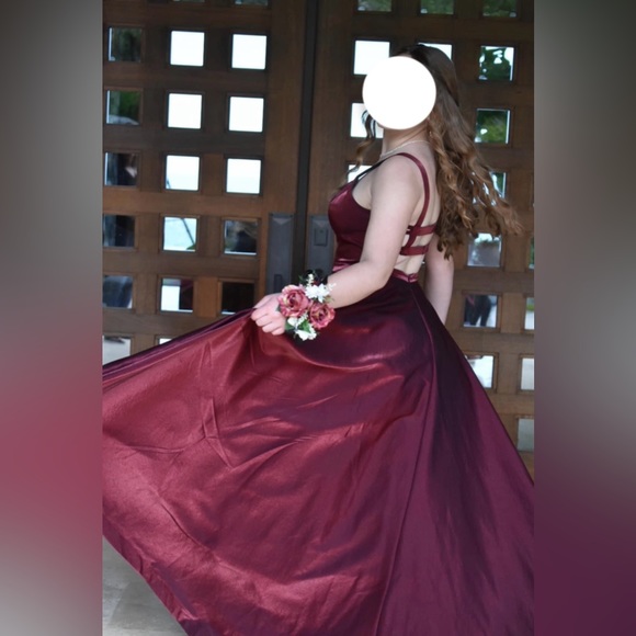 Sherri Hill Prom Dress - Picture 3 of 3